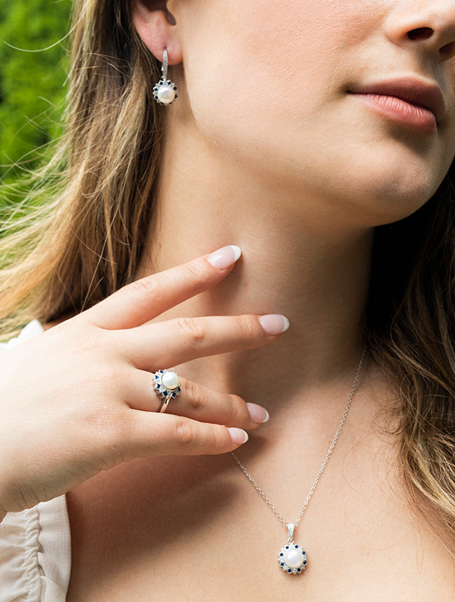 Art Deco Blue Spinel flower ring